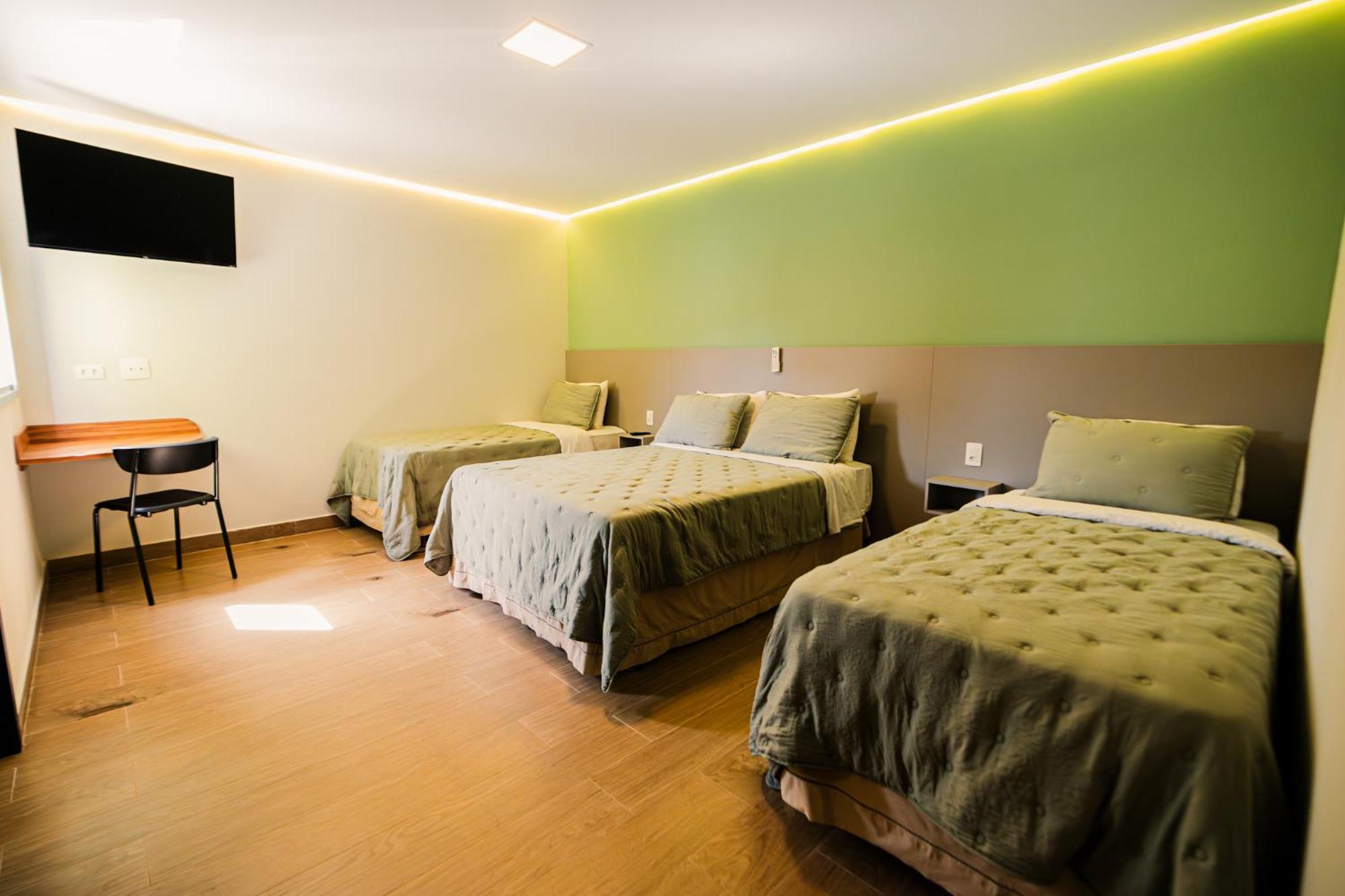 Hotel Oly Plaza ピラシカーバ エクステリア 写真
