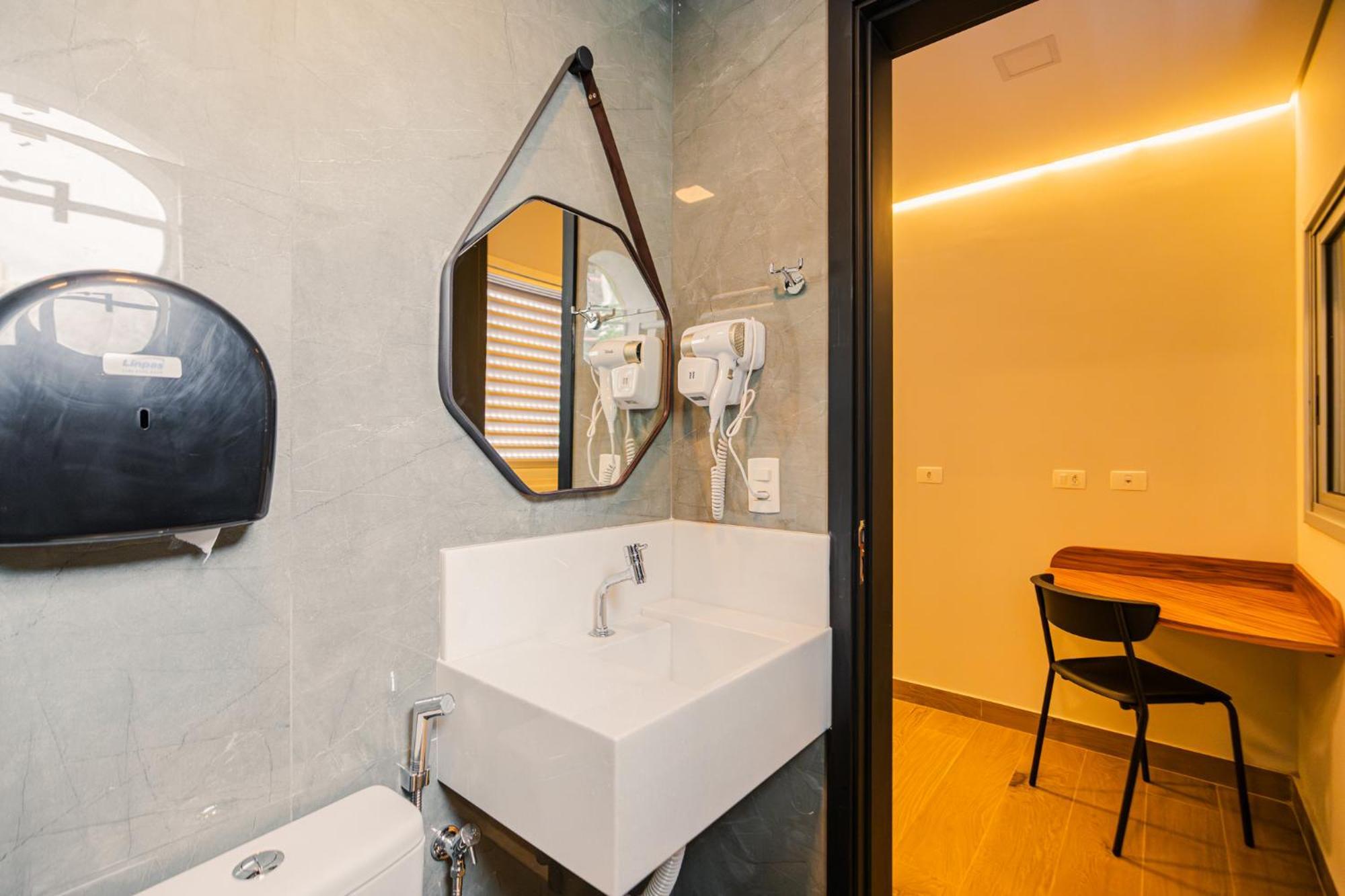 Hotel Oly Plaza ピラシカーバ エクステリア 写真