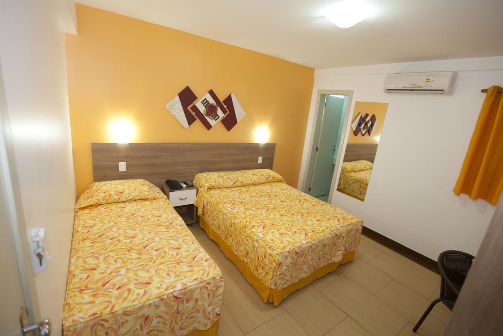 Hotel Oly Plaza ピラシカーバ 部屋 写真