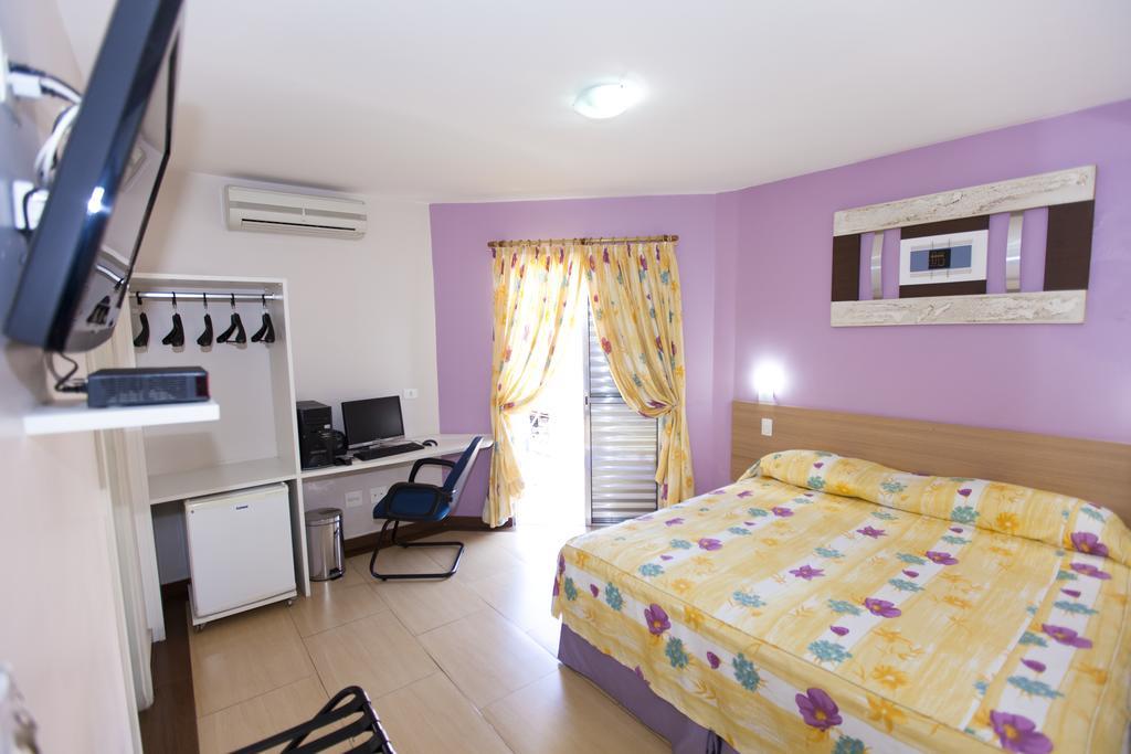 Hotel Oly Plaza ピラシカーバ 部屋 写真