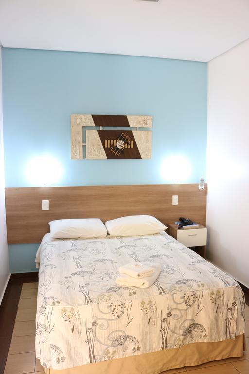 Hotel Oly Plaza ピラシカーバ エクステリア 写真