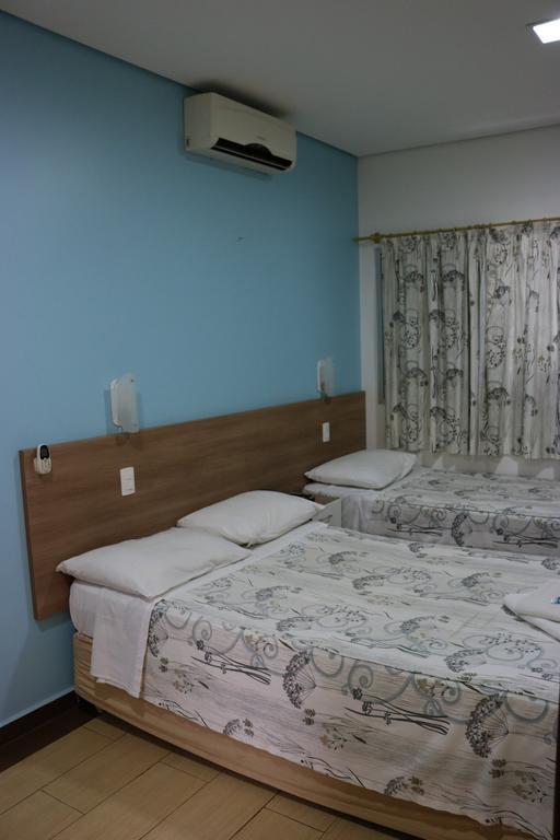 Hotel Oly Plaza ピラシカーバ エクステリア 写真